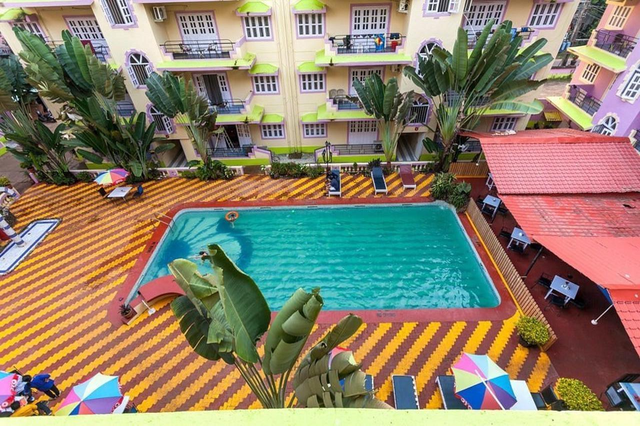 Sodders Renton Manor Hotel อาร์โปรา ภายนอก รูปภาพ