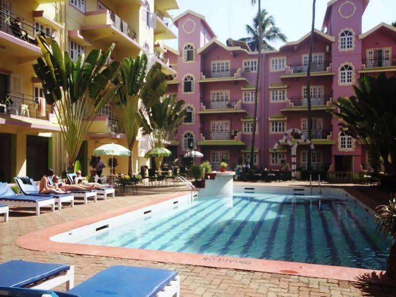 Sodders Renton Manor Hotel อาร์โปรา ภายนอก รูปภาพ